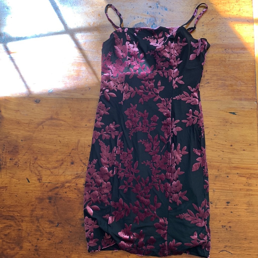 EUC adjustable strap dress with velvet-like flocking